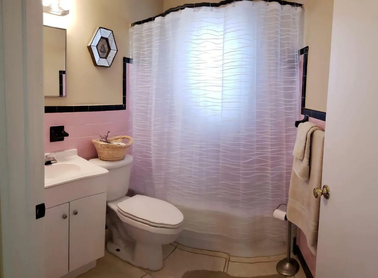 Great Location Near Downtown & Airport Villa Tampa 0*,  United States
