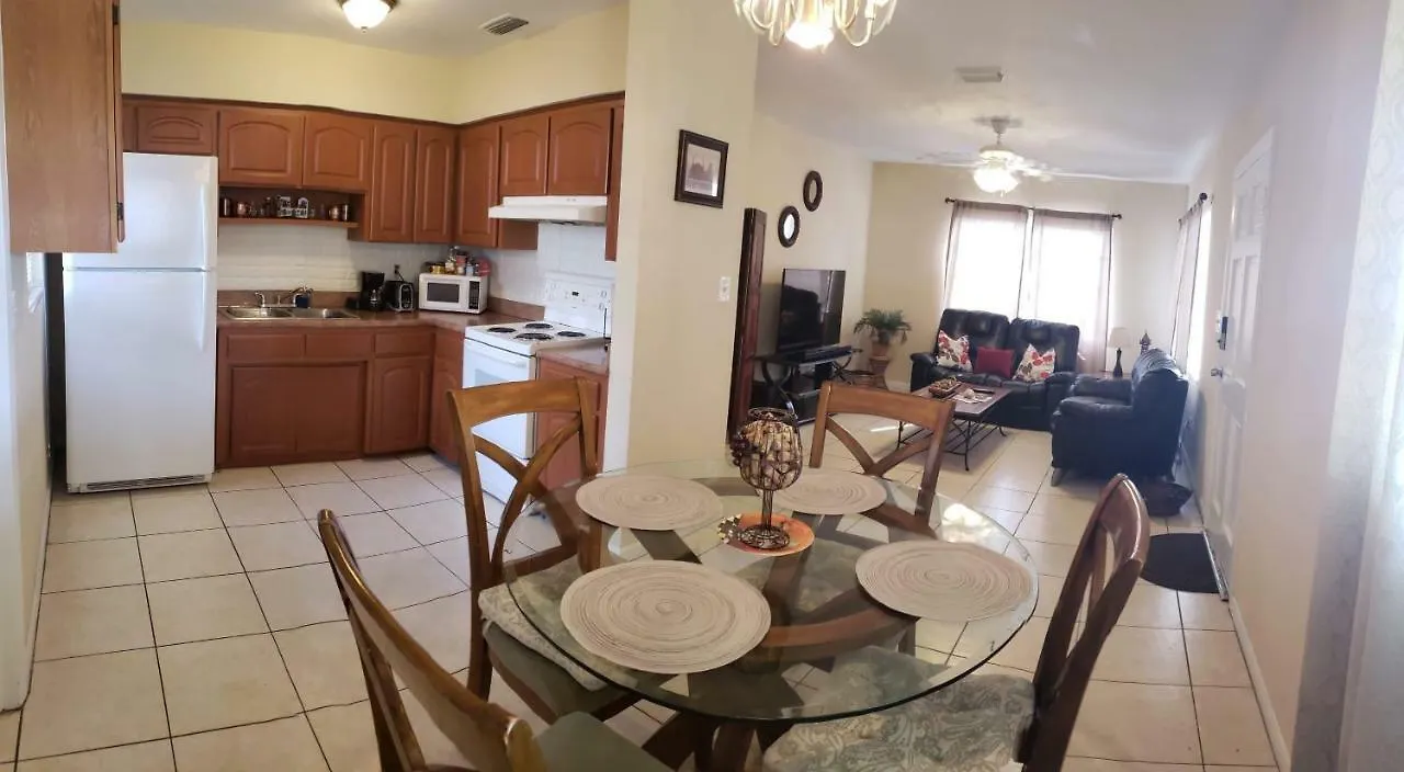 Great Location Near Downtown & Airport Villa Tampa Holiday home